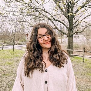 Meet your Posher, Amamda